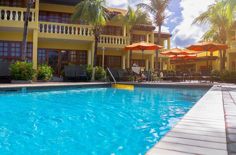La Quinta Beach Resort Palm Beach Exterior photo